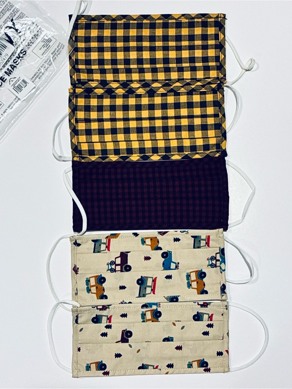NWT Face Masks, Non-medical, Old Navy, Package of 5 Prints